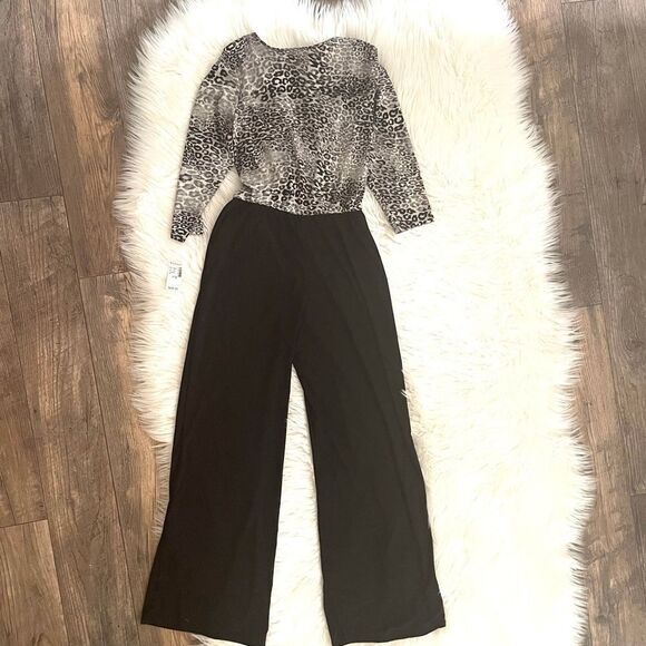 Roz & Ali Animal Printed Wrap Jumpsuit - Picture 3 of 7